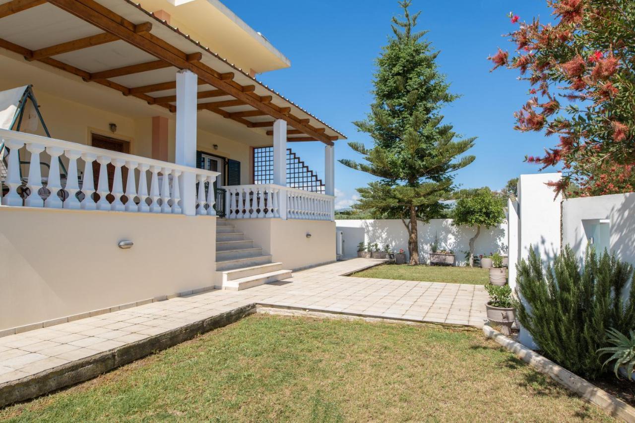 Emily Apartment Zakynthos Town Exterior photo