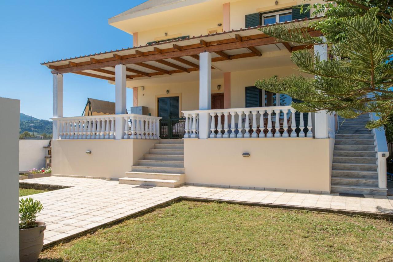 Emily Apartment Zakynthos Town Exterior photo