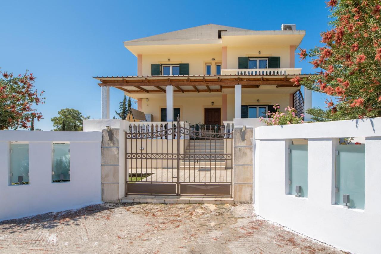 Emily Apartment Zakynthos Town Exterior photo